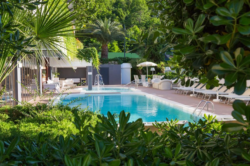 Alexander Hotel 4*